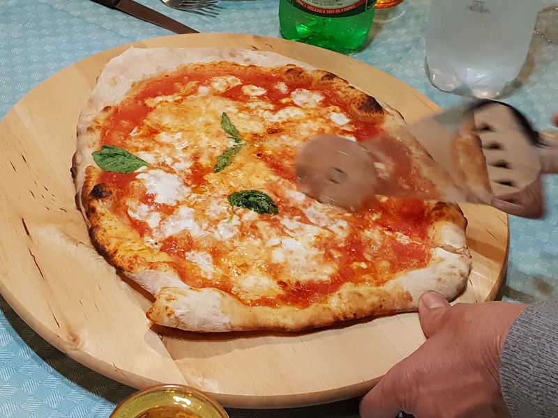 Cours de cuisine Naples: Pizza margherita et tiramisù avec vue sur le Vésuve