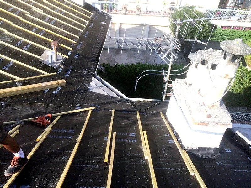 Réfection d’une toiture en tuiles de Marseille à Nice — photo 2 sur 9 — CEG TOITURE