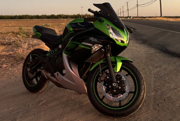 2016 KAWASAKI NINJA 650 motorcycle for rent near Clovis, CA