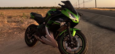 2016 KAWASAKI NINJA 650 motorcycle for rent near Clovis, CA