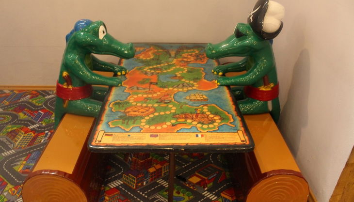 ritterland spieletisch