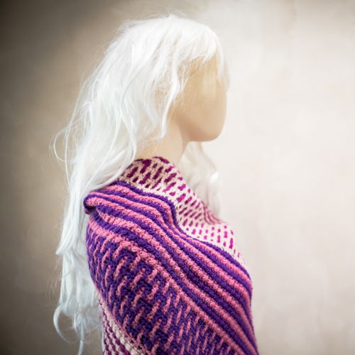 BERENICE SHAWL wordt vertaald naar NL als BERENICE SJAAL.