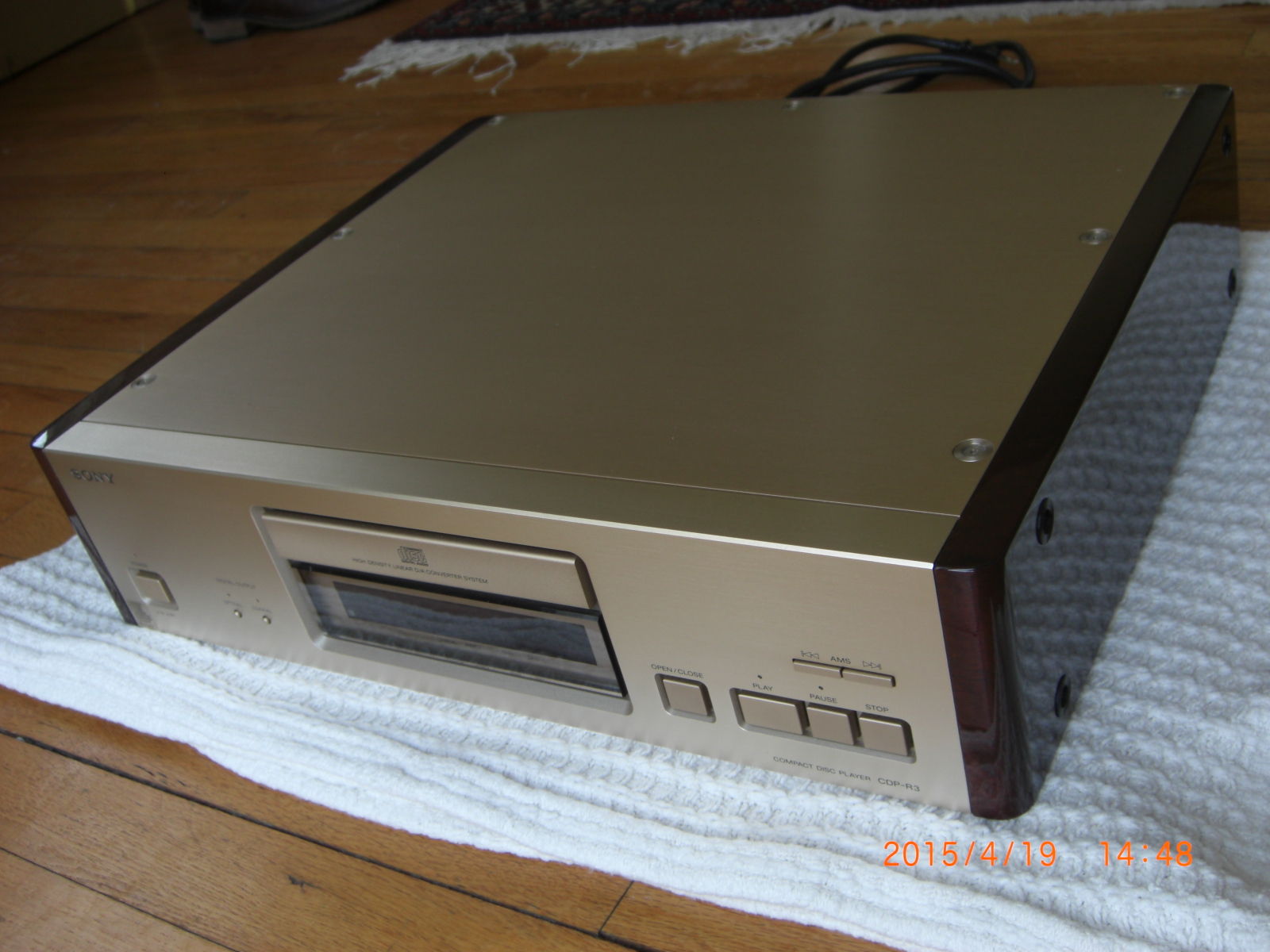 Sony CDP-R3 CD Player For Sale | Audiogon