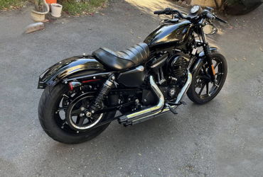 2020 HARLEY-DAVIDSON IRON 883 motorcycle for rent near San Diego, CA