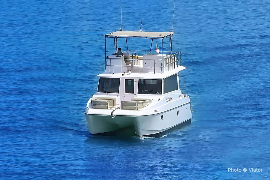 Dubai: 2-Hour Luxury Sunset Cruise with Food & Drinks - photo 1