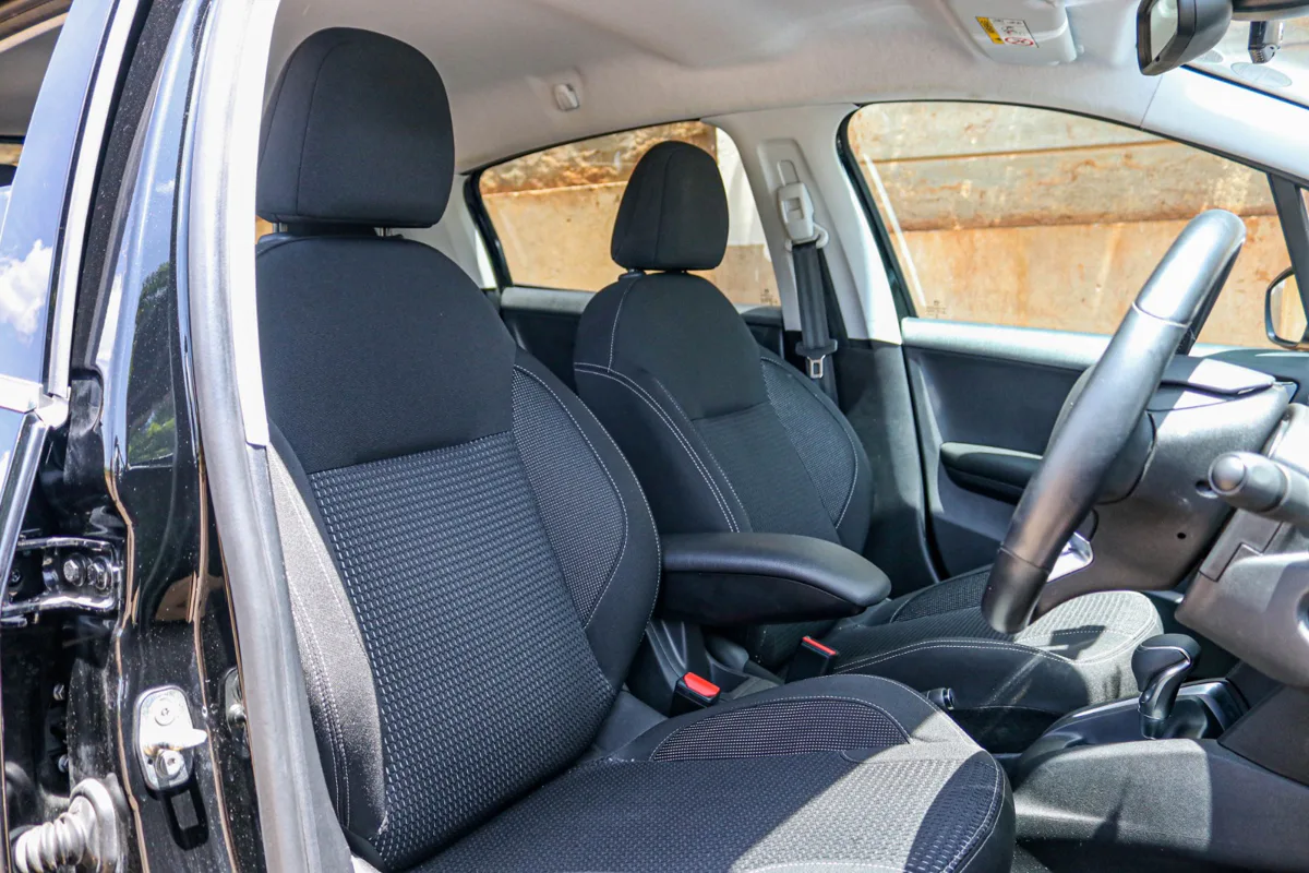 2016 Peugeot 208 — Royal Max Motors — photo 10 of 16