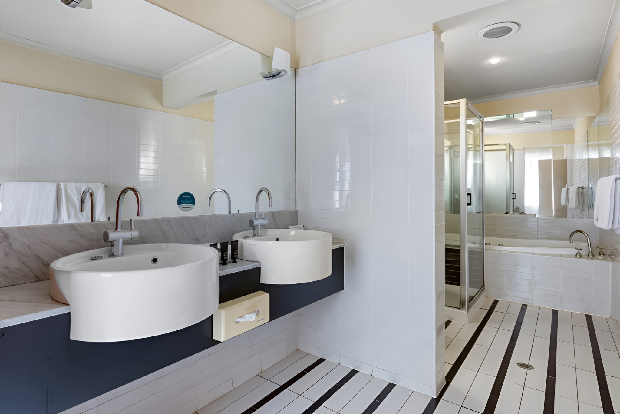 Mildura Grand Hotel Voucher - Image 4