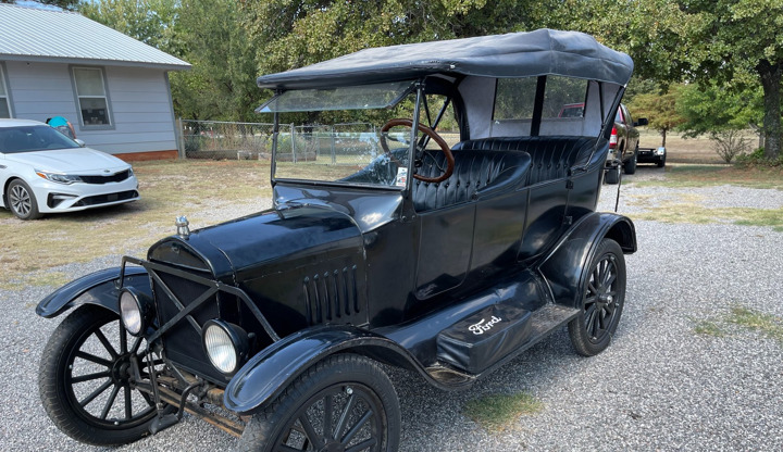 1924 ford model t touring primary photo