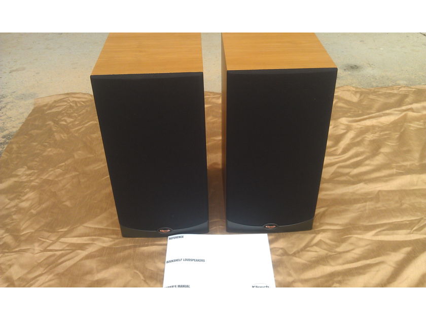 Klipsch RB-25 Speakers