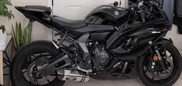 2024 YAMAHA YZF-R7 motorcycle for rent near Roseville, CA