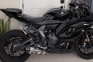2024 YAMAHA YZF-R7 motorcycle for rent near Roseville, CA
