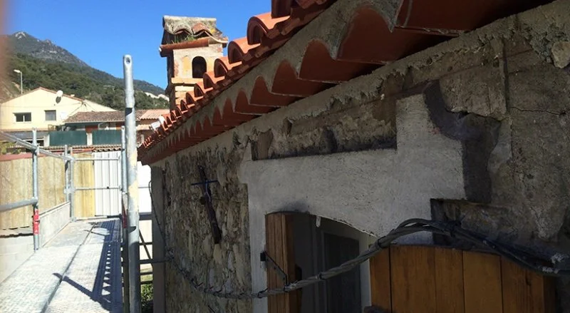 Rénovation de la couverture en tuiles romanes à Menton — photo 13 sur 34 — CEG TOITURE