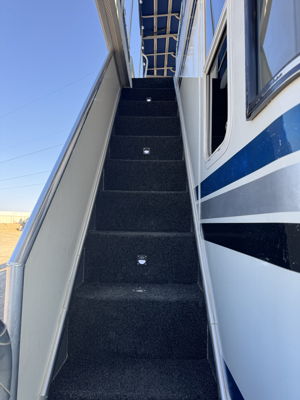 Boat Image 15