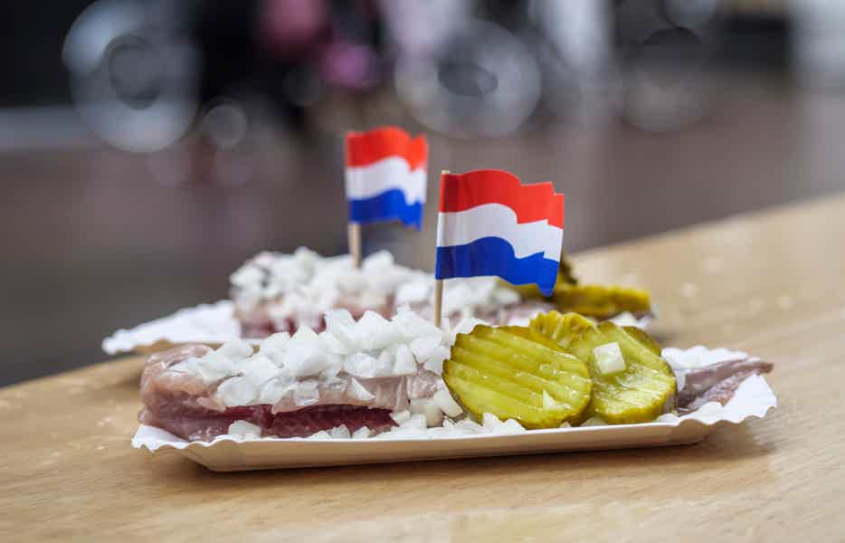 Boutique Dutch Food & History Tour - by Amsterdam Food Tours - photo 6