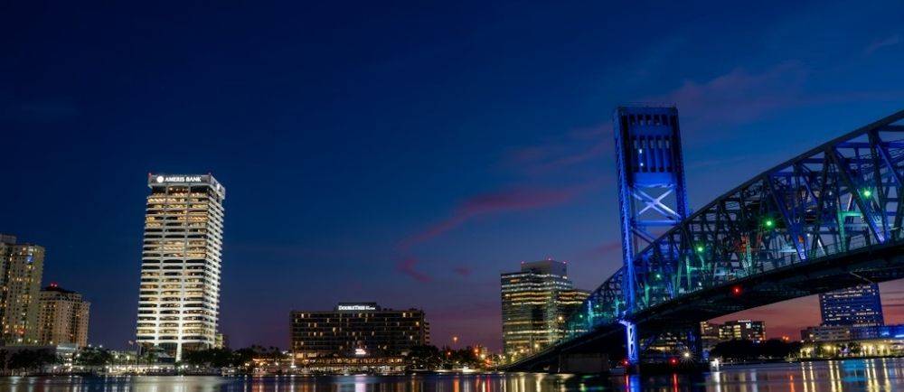 Jacksonville bridge at night