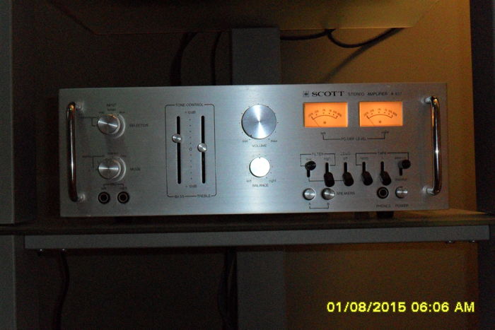 H.H. Scott Stereo Amplifier A 437