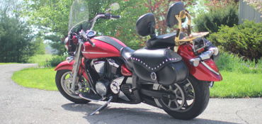 2007 YAMAHA V STAR 1300 TOURER RAVEN/RED motorcycle for rent near Chagrin Falls, OH