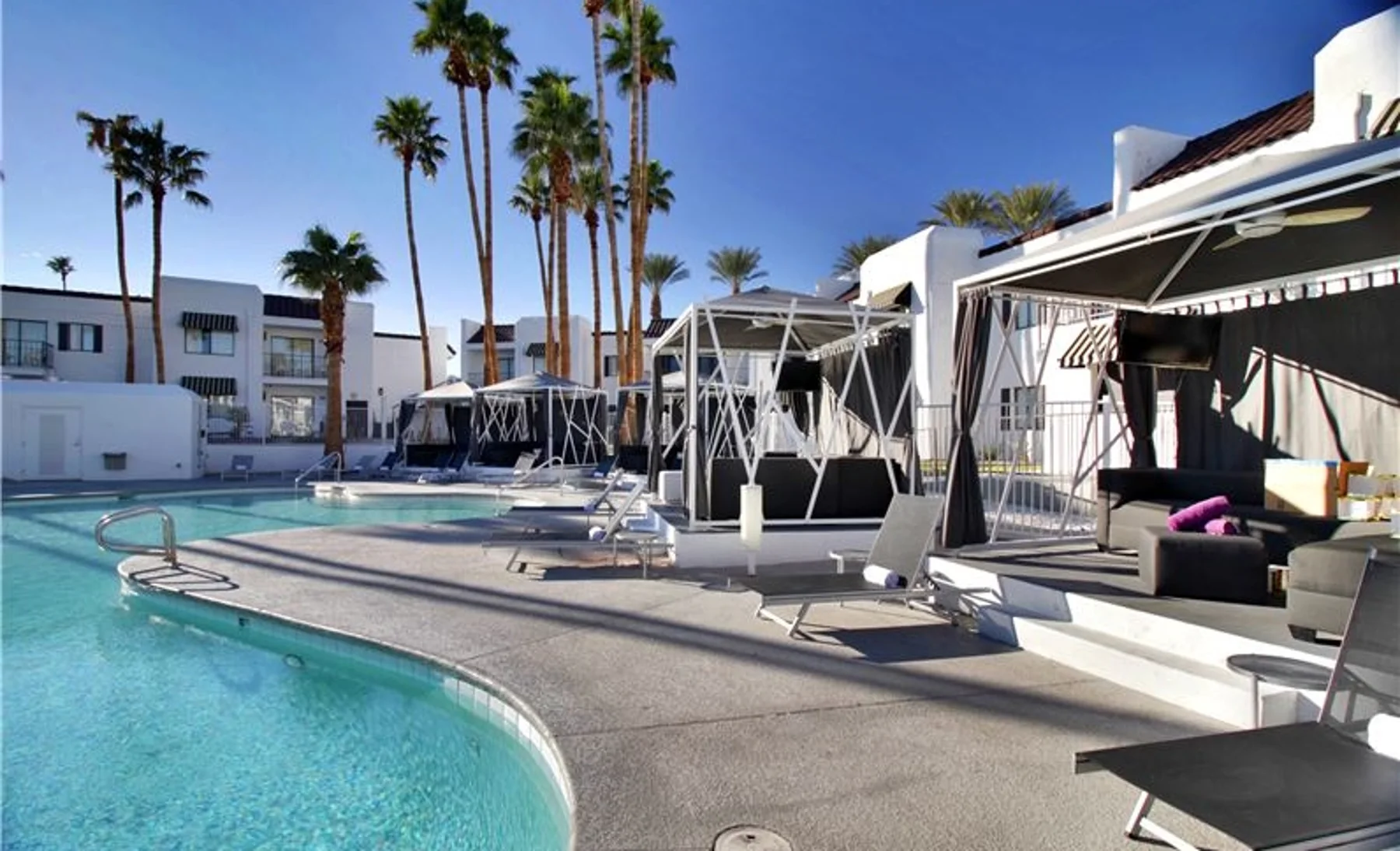 Sacred Pools Ocean Club clothing optional SPa resort and NUDE couples Resort in Las Vegas