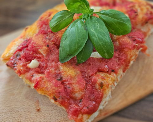 Cooking classes Brixen: Hands-on: pizza in teglia and pizzelle workshop