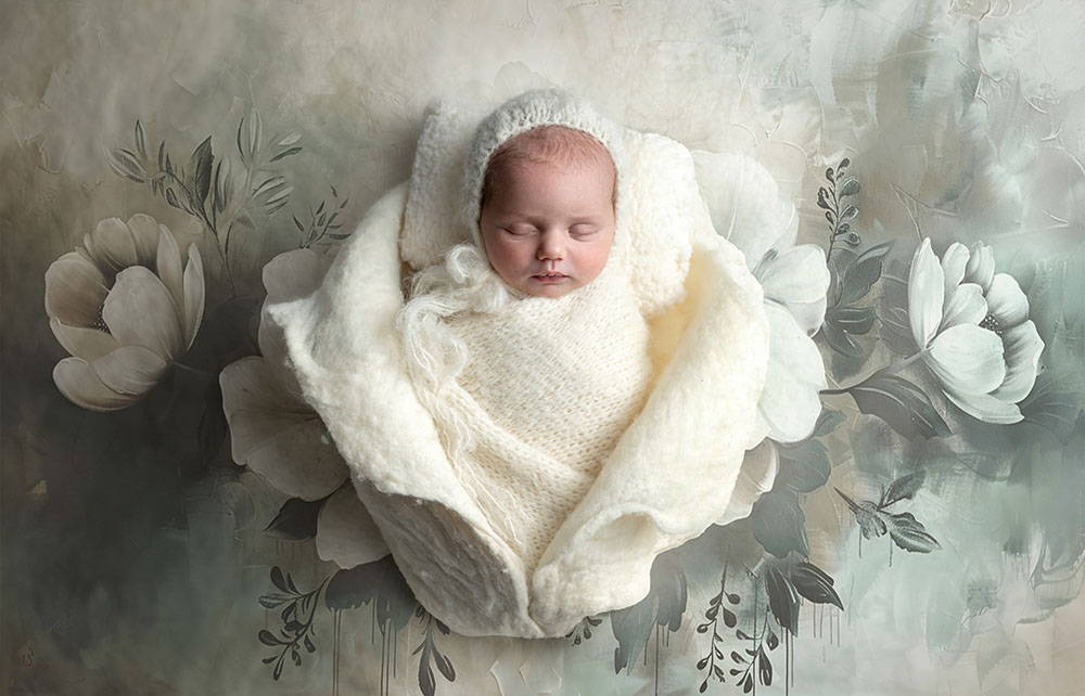 Fine art editing style in photoshop | textures actions and video guide | image by samantha leon little lion co