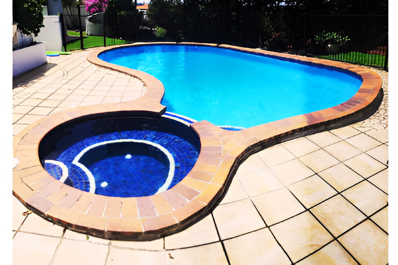 Gizmo’s Pool Care – 6-Month Pool Cleaning Service Package + Chemicals - Image 2