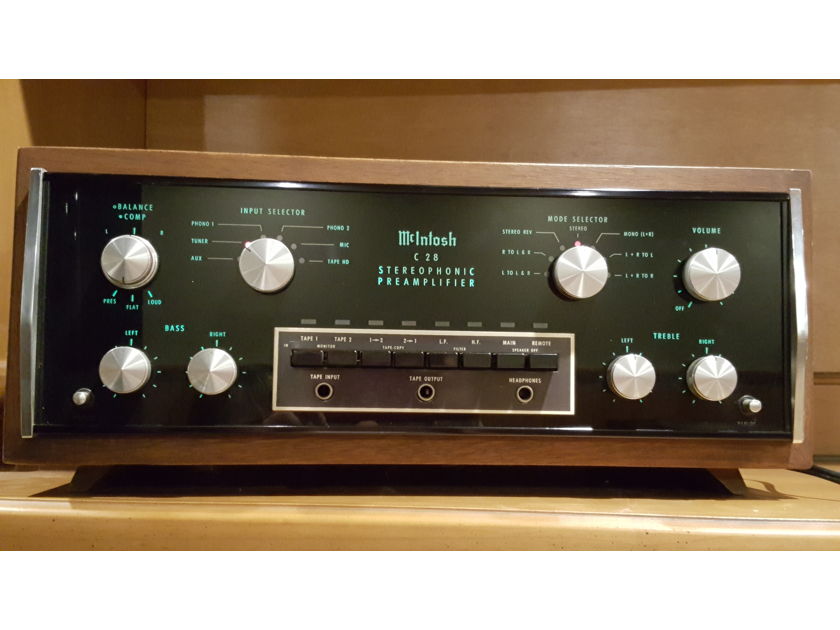 McIntosh C 28 Stereophonic preamplifier