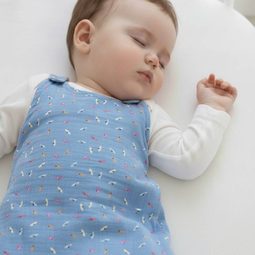 gigoteuse réversible douce confort qualité bébé romper raffiné coeurs rouges pour bébé et enfant, en coton doux et bambou et respirant, certifié OEKO-TEX, idéal pour compléter une tenue d’enfant chic et confortable