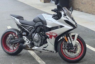 2024 SUZUKI GSX-8R motorcycle for rent near Marietta, GA