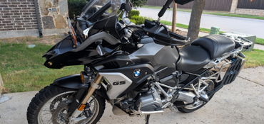 2017 BMW R 1200 GS motorcycle for rent near Allen, TX