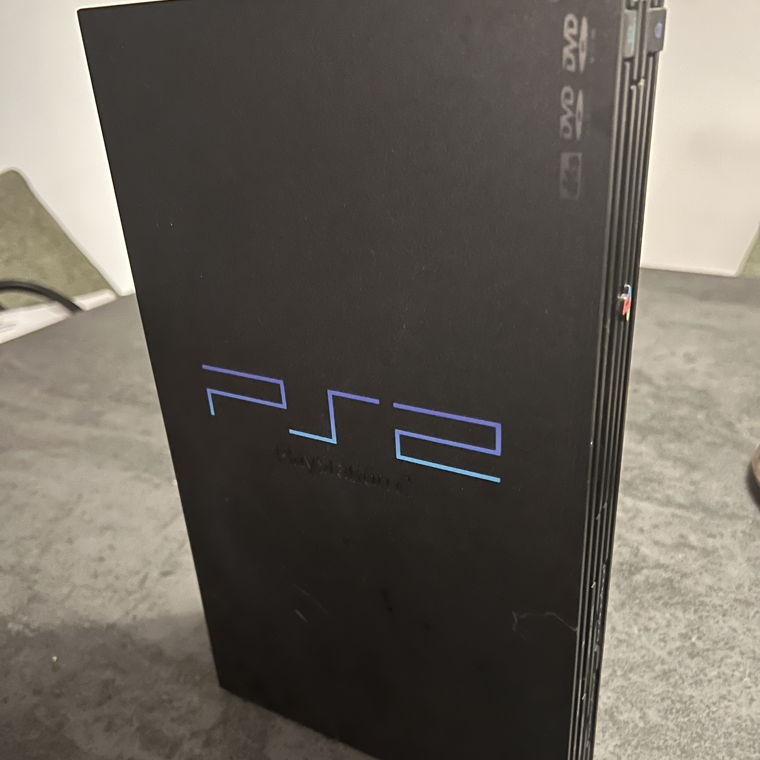 PS2 + PS portable + games + controllers