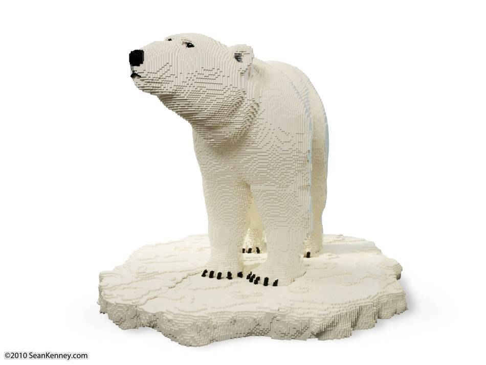  Polar bear sculpture