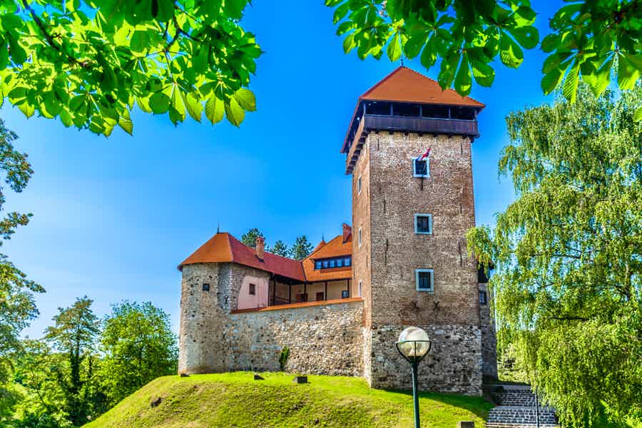 17 castles & fortresses: Hungary, Croatia and Bosnia - photo 1