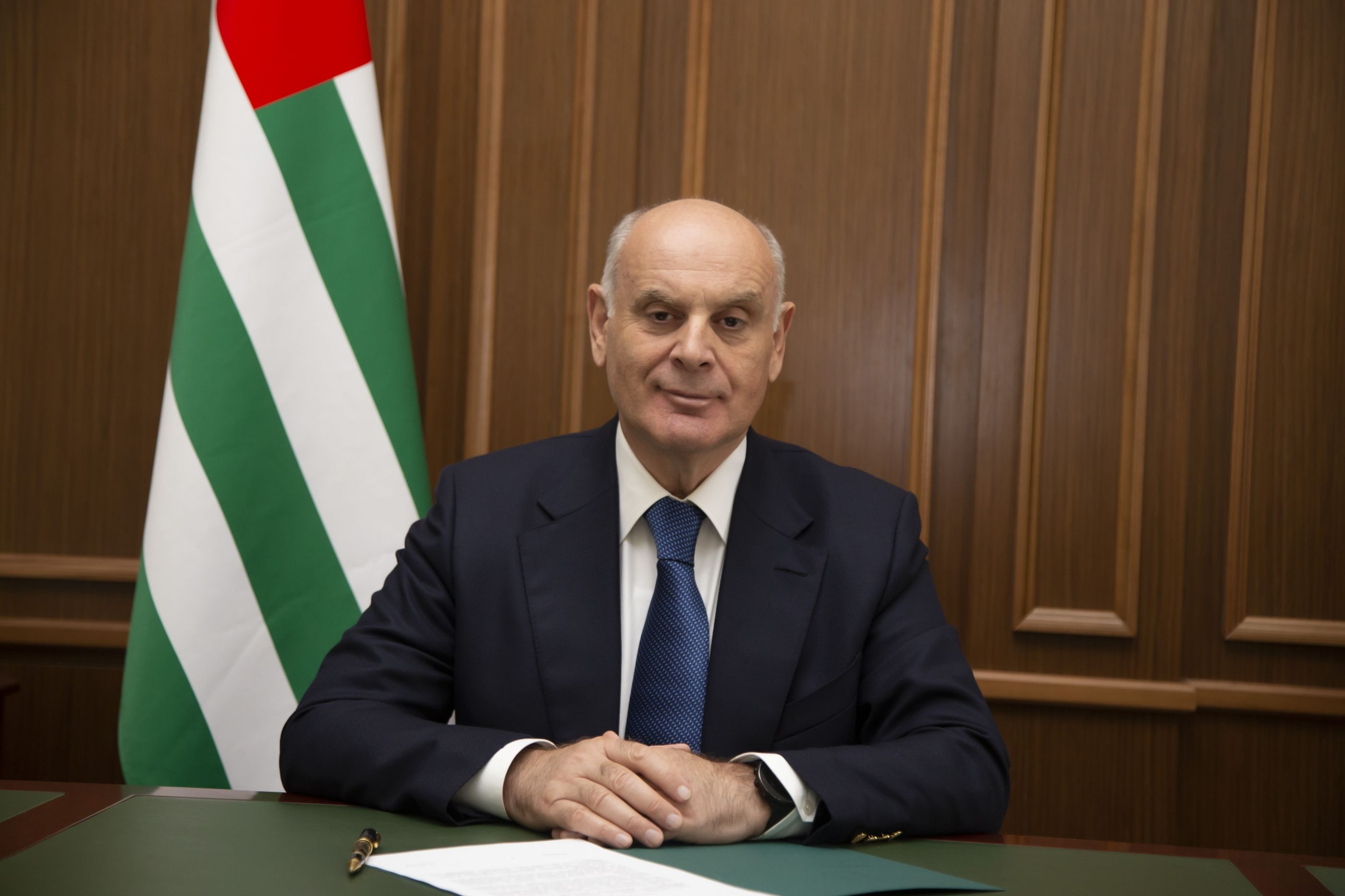 Президент Абхазии Аслан Бжания поздравил РУСДРАМ с юбилеем