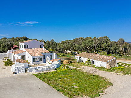  Mahón
- Villa estate with all conditions for the horse breeding in Menorca