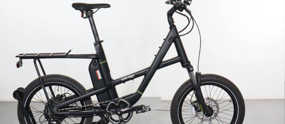 Co-op Cycles DRT e1.1 on a stand