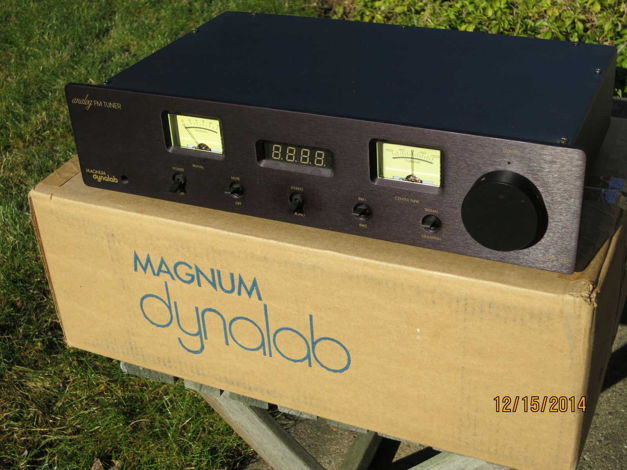 Magnum Dynalab MD-100 Analog FM Tuner