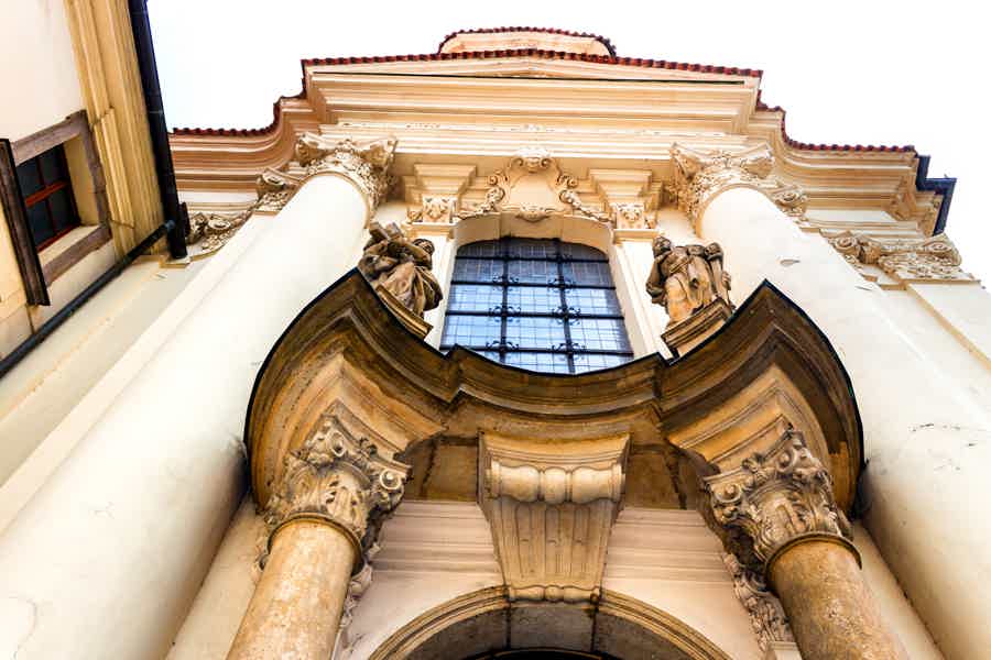 World War 2 and Operation Anthropoid Walking Tour - photo 1