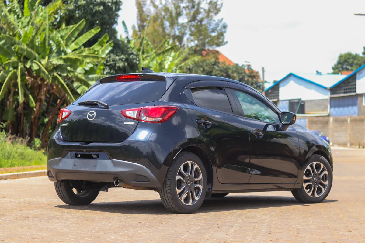 2016 Mazda Demio — Royal Max Motors — photo 18 of 20
