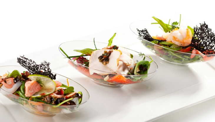 toms event und genussdienst schön angerichtetes essen