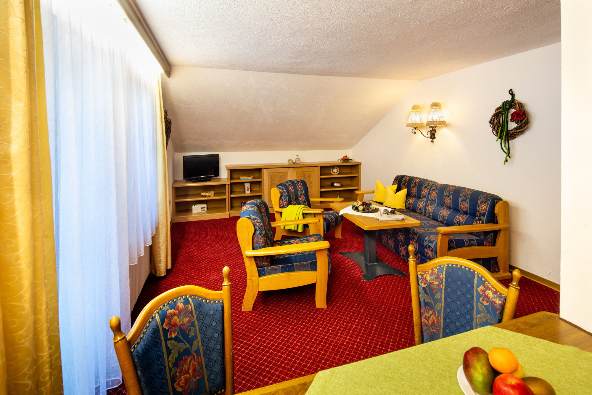 Kleine Ferienwohnung mit Westbalkon & Abendsonne im Allgäu