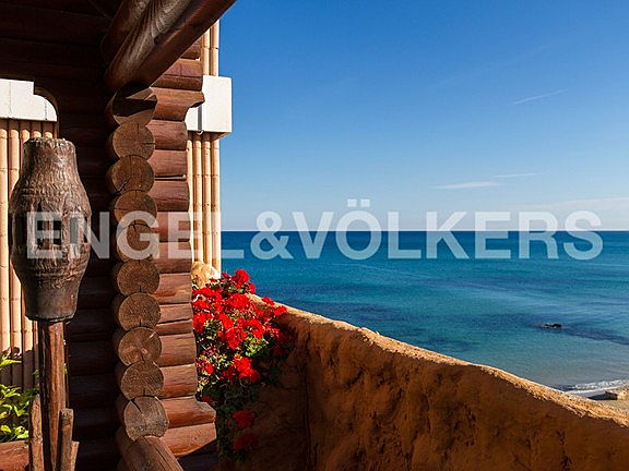  Torrevieja
- luxurious-attic-with-acces-to-the-sea.jpg