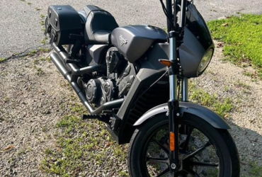 2017 VICTORY VICTORY OCTANE motorcycle for rent near Marlboro, MA