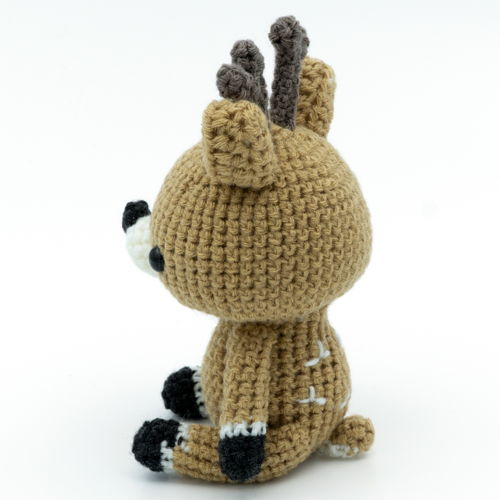 Veado da floresta amigurumi