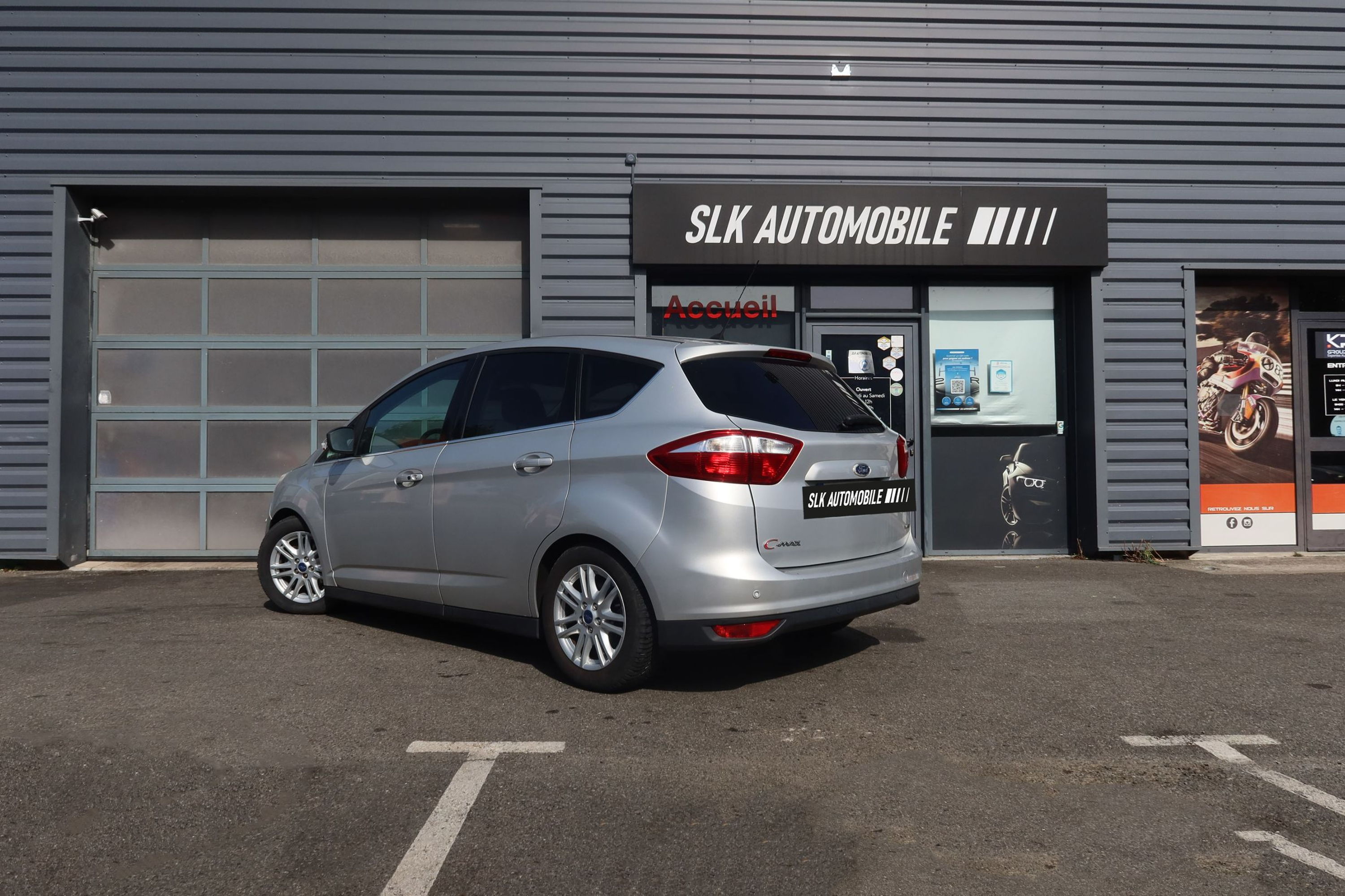 Photo représentant C-MAX 1.0 100 S&S ECOBOOST BUSINESS NAV