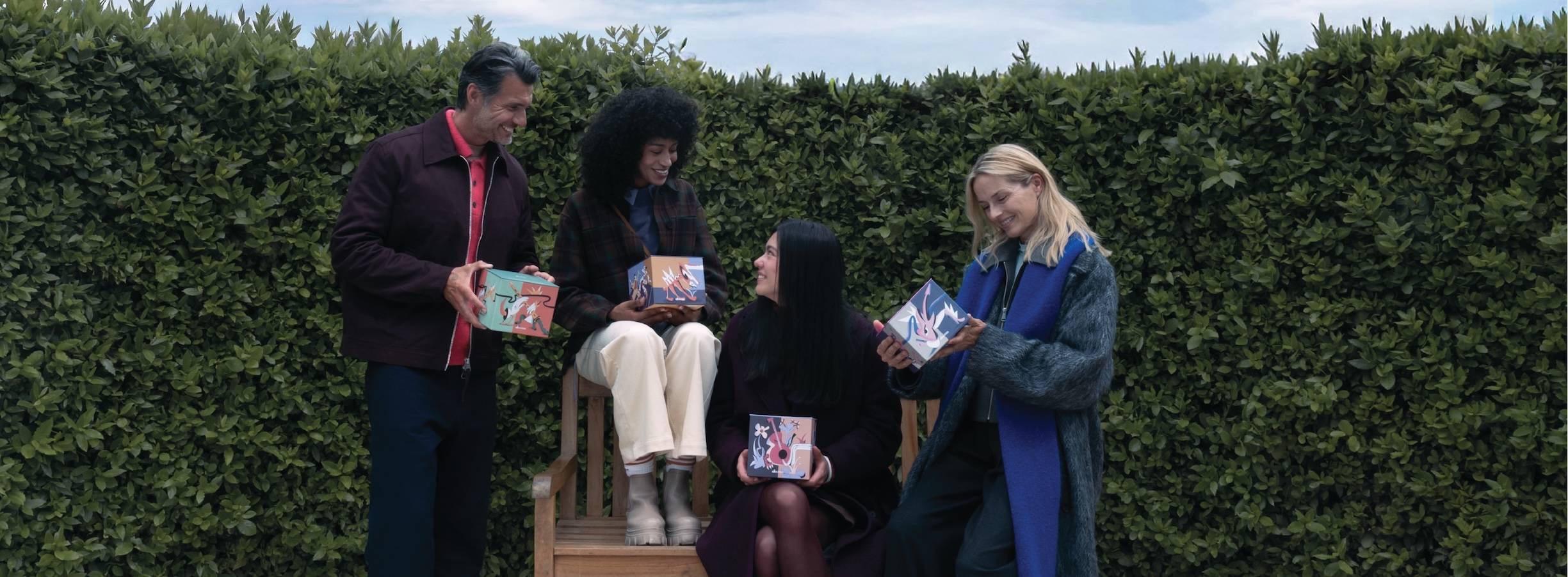 Holiday gift guide header