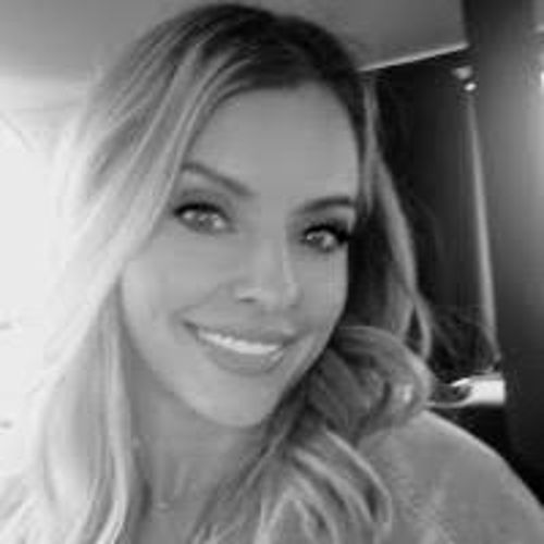 Lacy  Tinsley