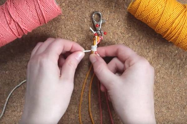 DIY face mask holder lanyard tutorial image 6