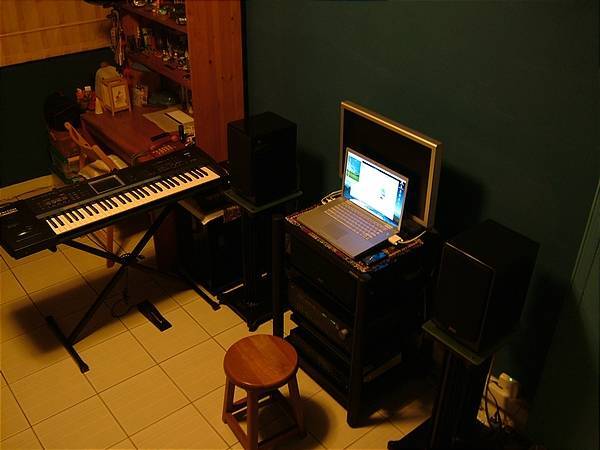 My Room, Studio, Home Theatre.