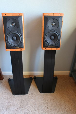 Sonus Faber Cremona Auditor W/Stands Ex.Cond Shipping/P...