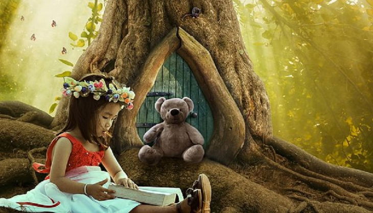 sdp märchengeburtstag kind das ein buch liest und ein teddy pb